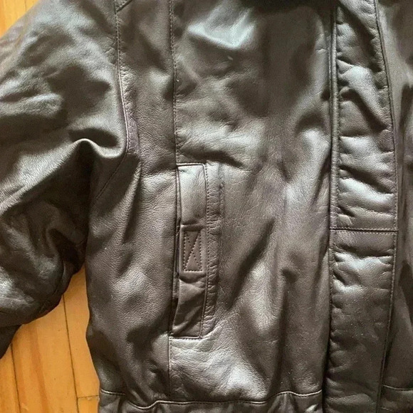 Eddie Bauer  vintage Coyote fur trim leather down coat - Picture 3 of 15